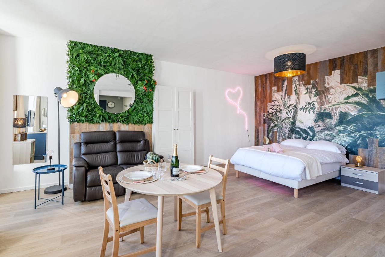 Aurora Lov'Room Proche De Saint Charles Marseille Ngoại thất bức ảnh