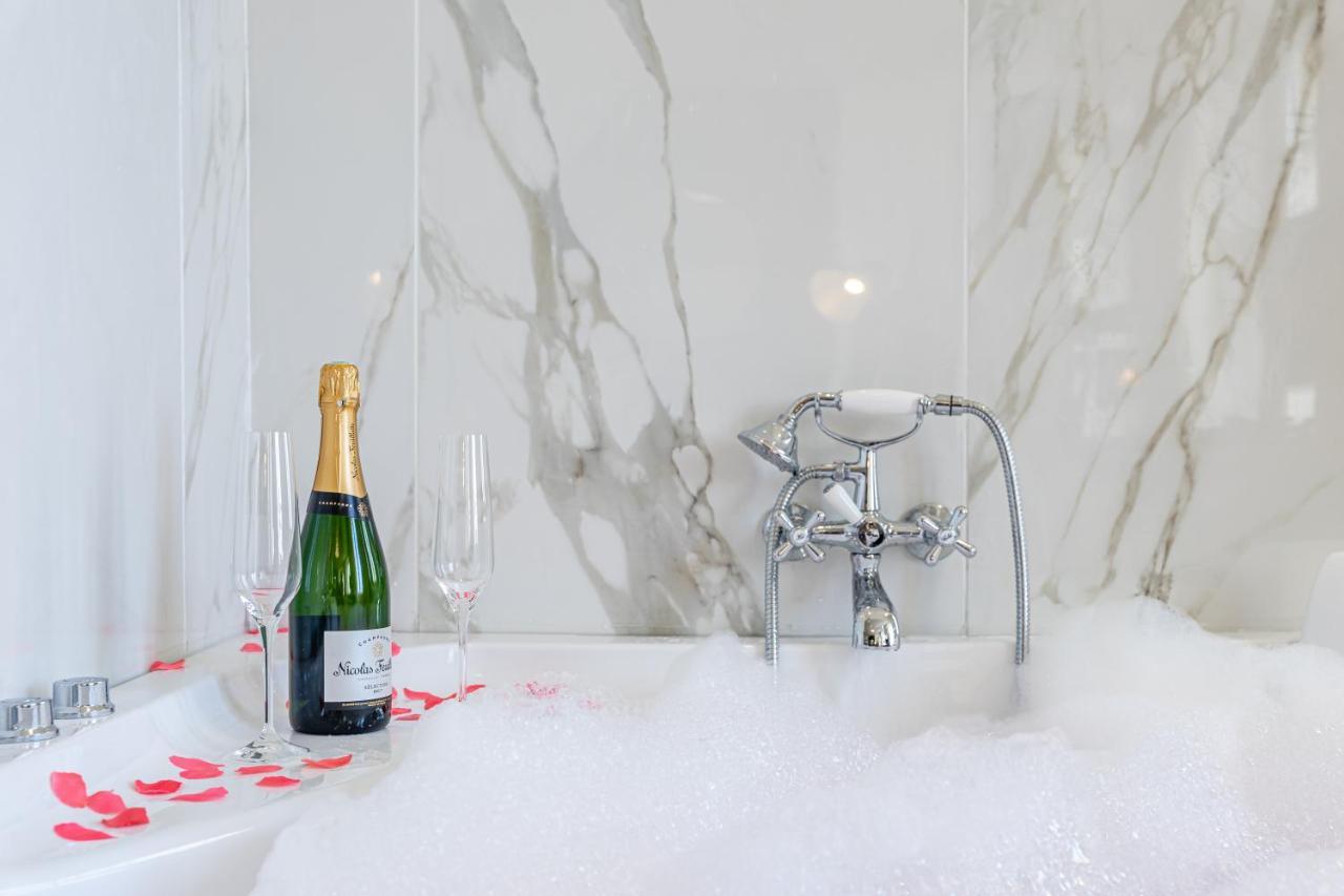 Aurora Lov'Room Proche De Saint Charles Marseille Ngoại thất bức ảnh