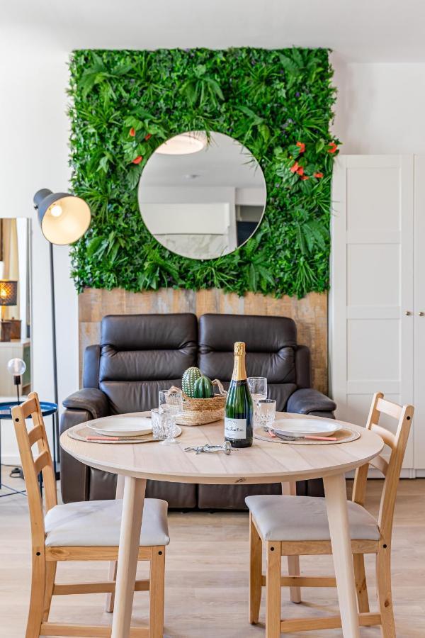 Aurora Lov'Room Proche De Saint Charles Marseille Ngoại thất bức ảnh